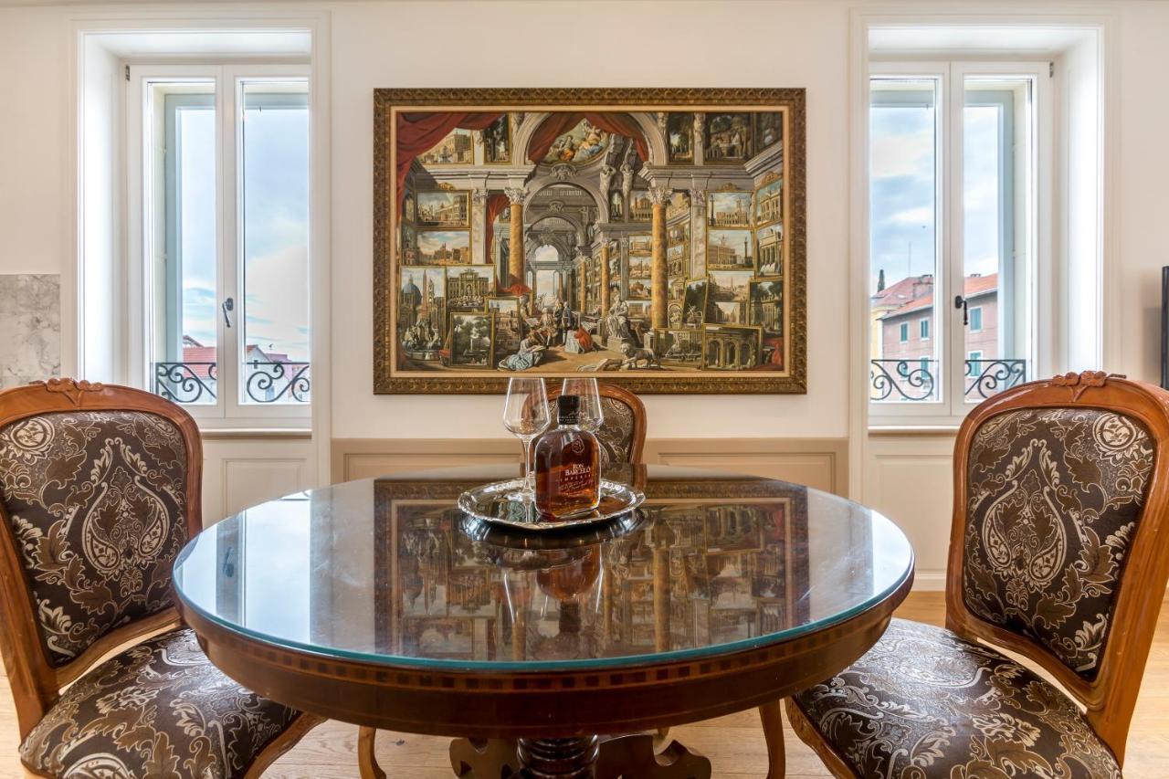 Queen Apartment Split Buitenkant foto