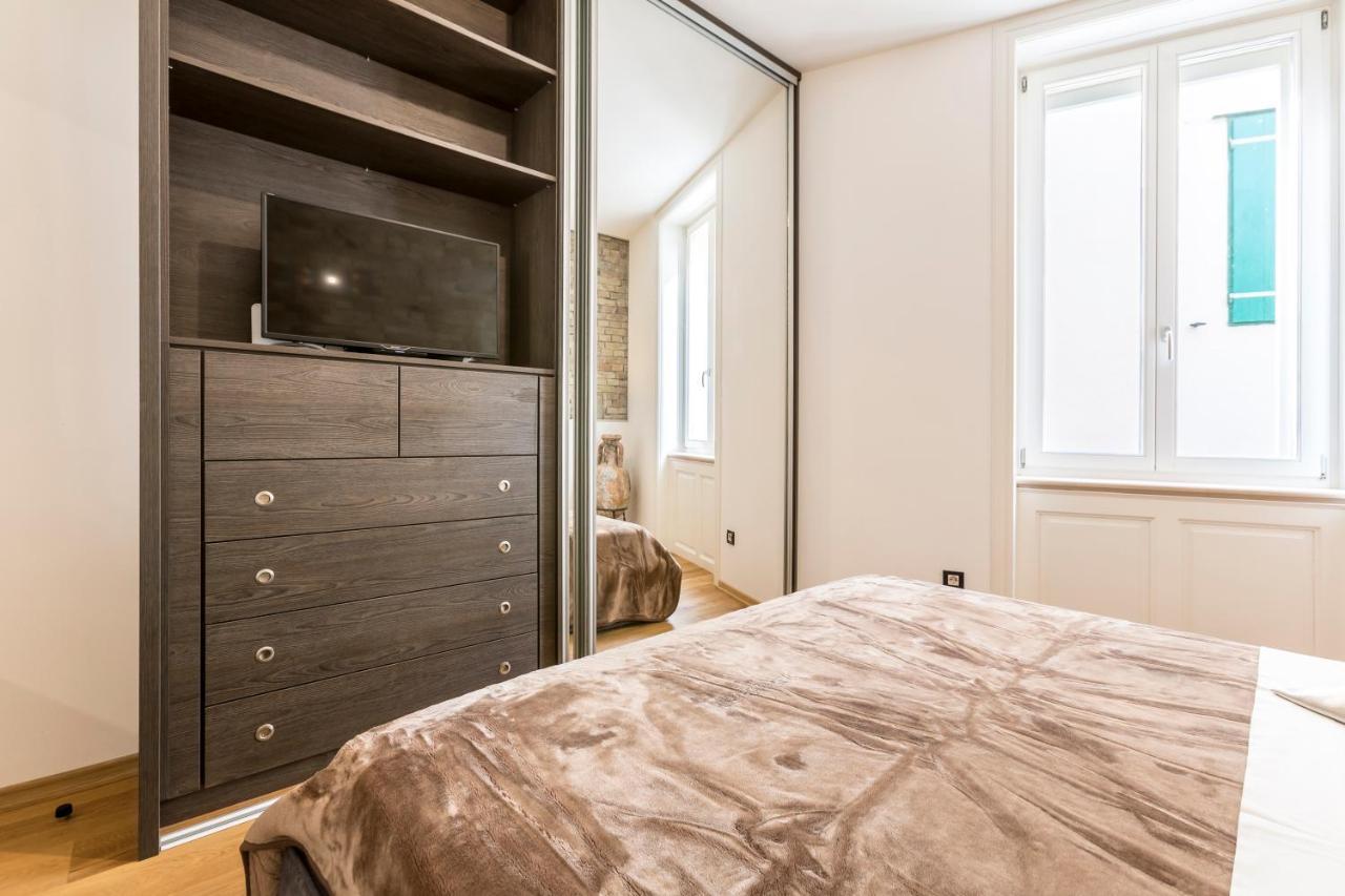 Queen Apartment Split Buitenkant foto