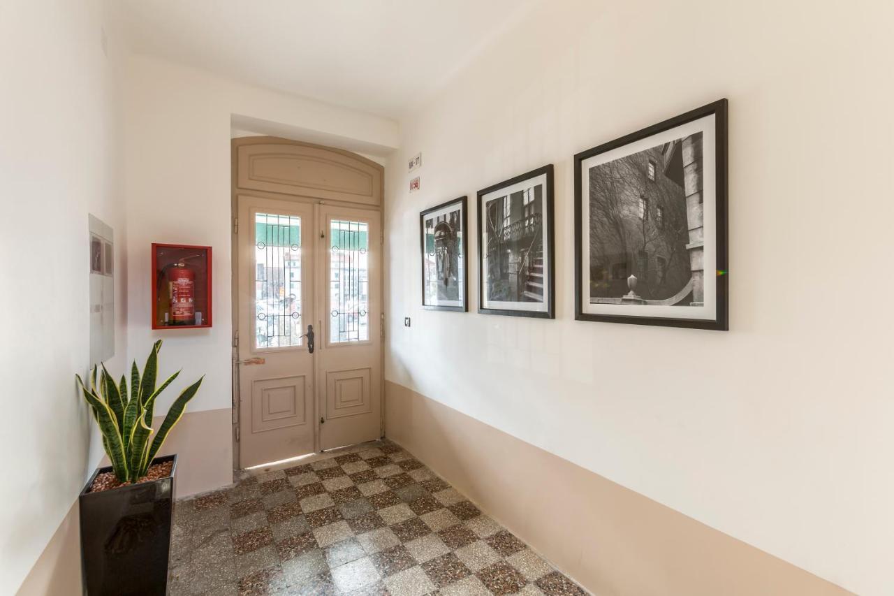 Queen Apartment Split Buitenkant foto